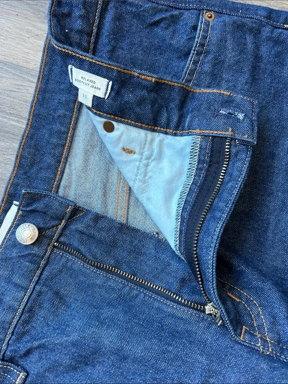 NWOT Madewell Relaxed Bootcut Jeans - Picture 6 of 10